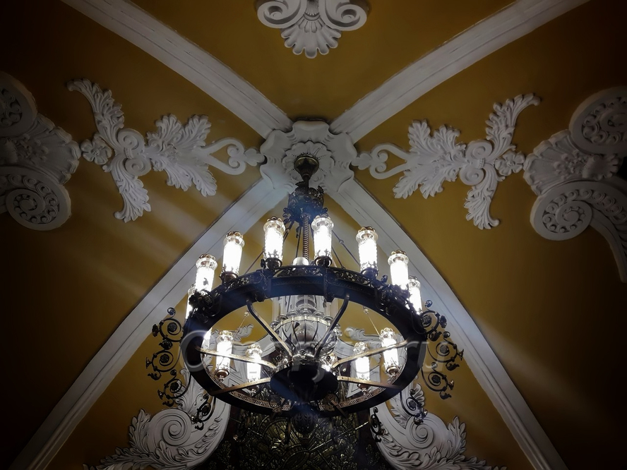 Комсомольская метро