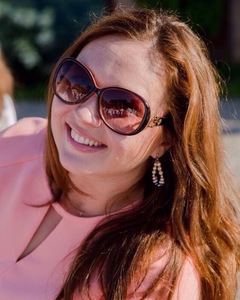 Анна Ларина